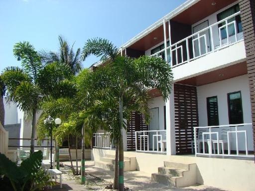 Sea Beach Koh Larn 2 Hotelpropertyviewspropertyviews Image 11