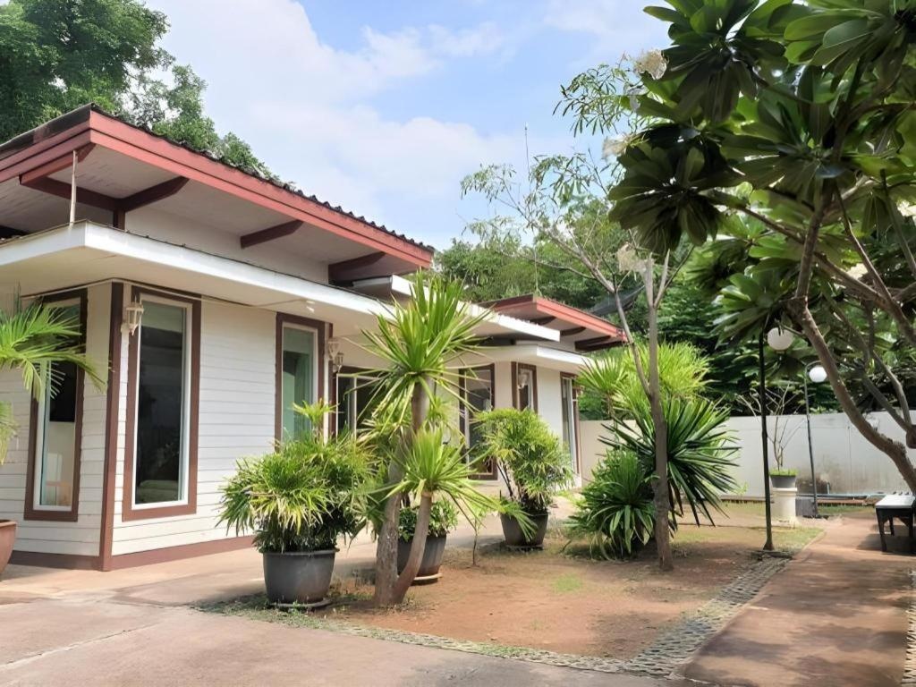 Sea Beach Koh Larn 2 Hotelroomsrooms Image 44