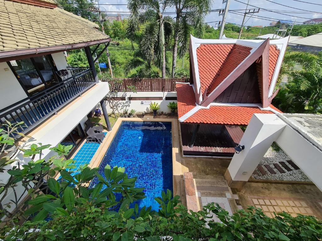 Ramida Pool Villa PattayafacilitiesSwimming Pool10