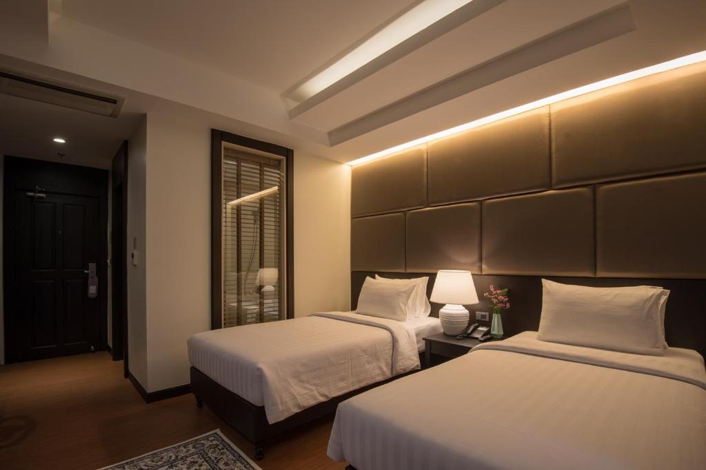 Bay Beach Resort Jomtienroomsrooms Image 55