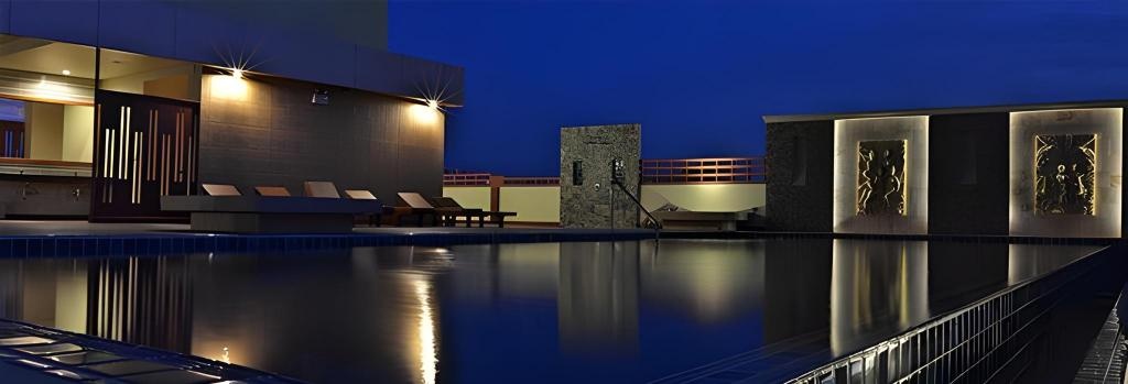 PS Apartment D XpressfacilitiesSwimming Pool Outdoor1