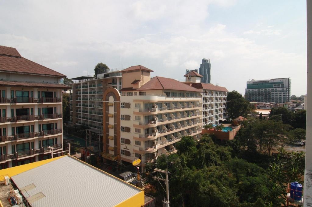Pattaya Tower Room 604propertyviewsExterior View7