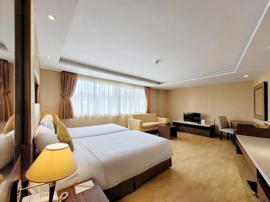 Nova Gold HotelroomsDeluxe Twin Bed10