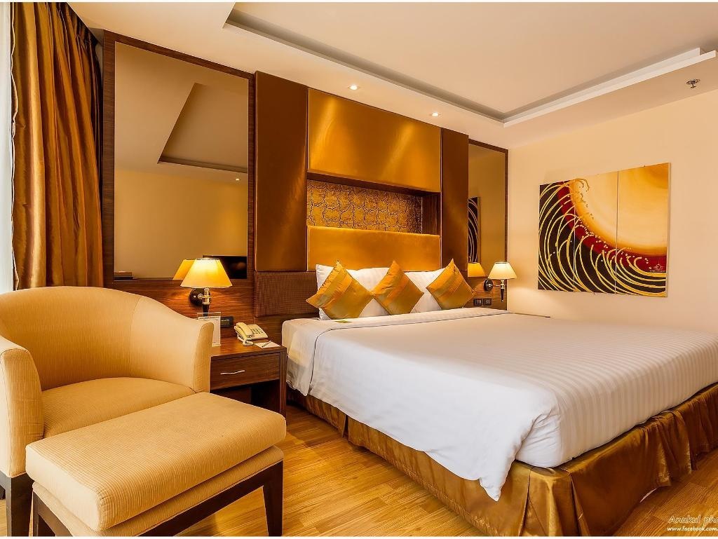 Nova Gold HotelroomsSuperior With Private Balcony Bed12