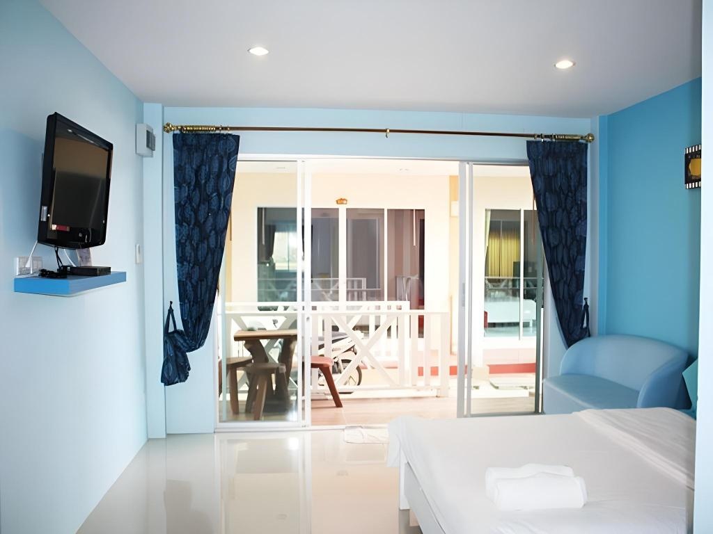 Barberry At Koh Larn HotelroomsStandard2