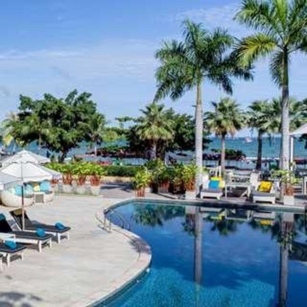 Wave HotelfacilitiesSwimming Pool17