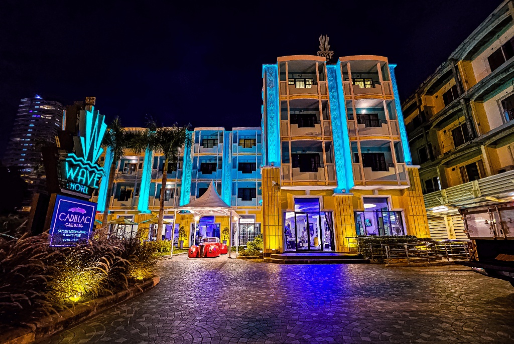 Wave HotelpropertyviewsExterior View7