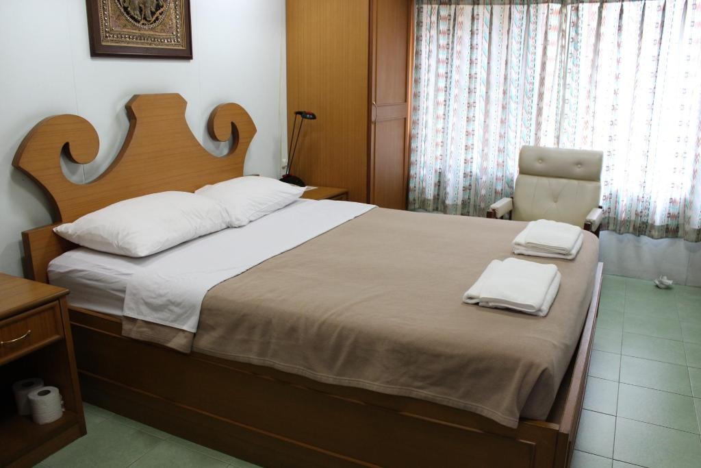 Mahatai Pattaya Hotel Conventionroomsrooms Image 1111