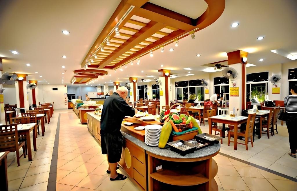 Lek Villadiningdining Image 11