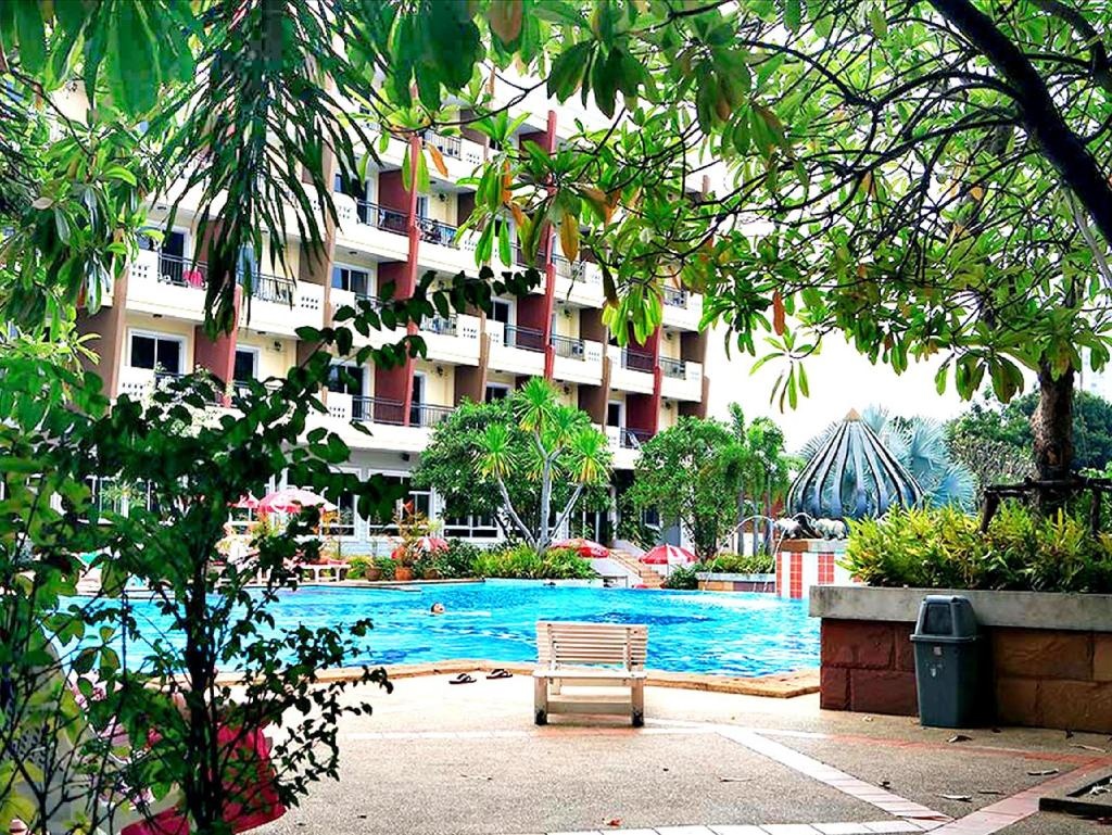 Lek VillafacilitiesSwimming Pool12
