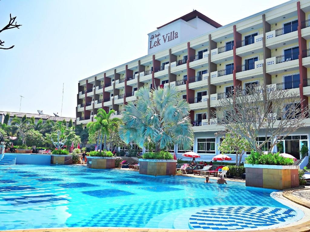 Lek VillapropertyviewsExterior View4