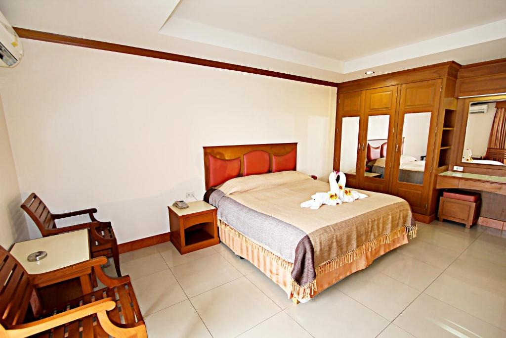 Lek Villaroomsrooms Image 1010