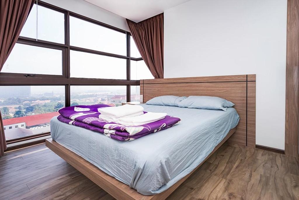 TreeTops Fully Furnised New Studio With City Viewroomsrooms Image 44