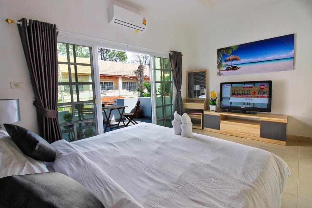 Grande Adam Pool VillafacilitiesBedroom13
