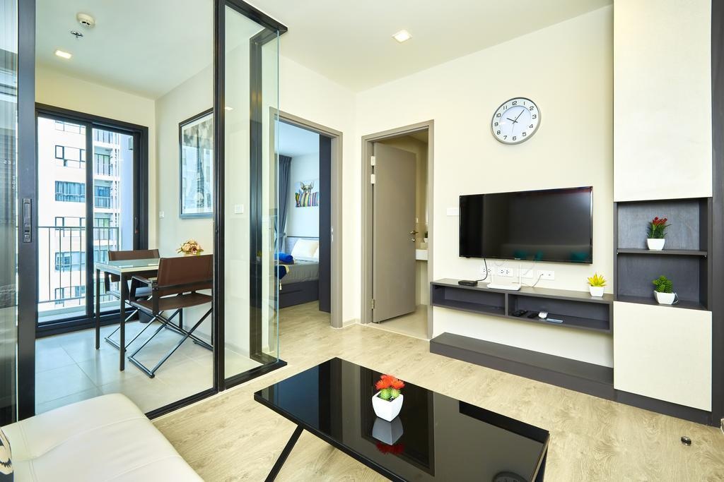 SEA VIEW DOWNTOWN LUX CHIC CONDO PATTAYA BEACHroomsrooms Image 11