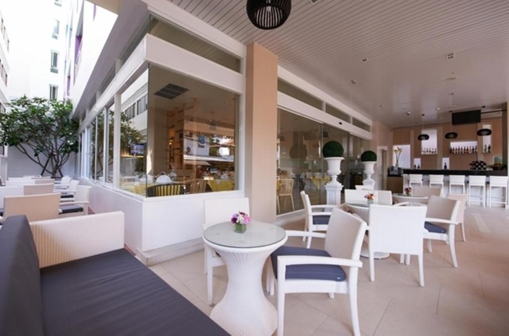 Pattaya Sea View HoteldiningRestaurant8