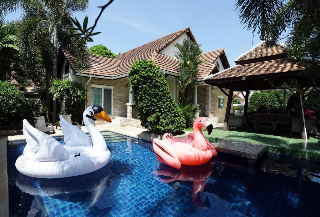 Pool Villa Pattaya Green Residencefacilitiesfacilities Image 11