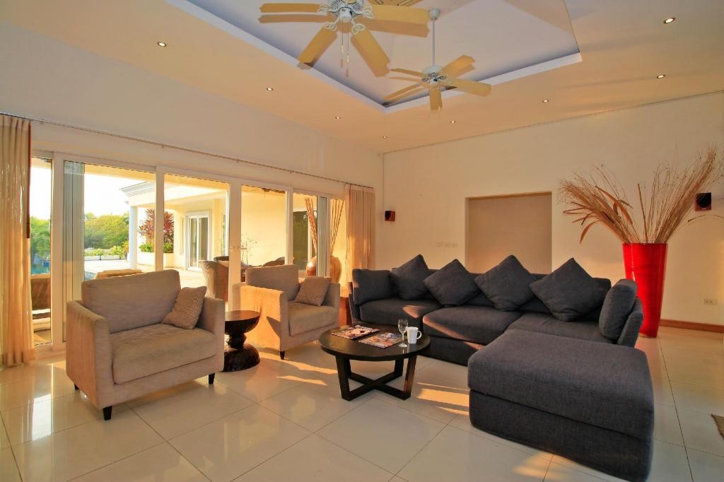 Sunset Villa 4 Bedroom Luxury Pool Villa Pattayafacilitiesfacilities Image 44