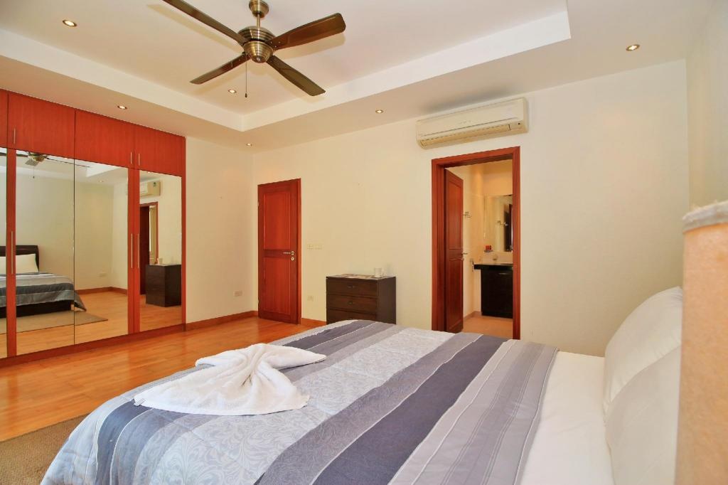 Sunset Villa 4 Bedroom Luxury Pool Villa Pattayaroomsrooms Image 1010