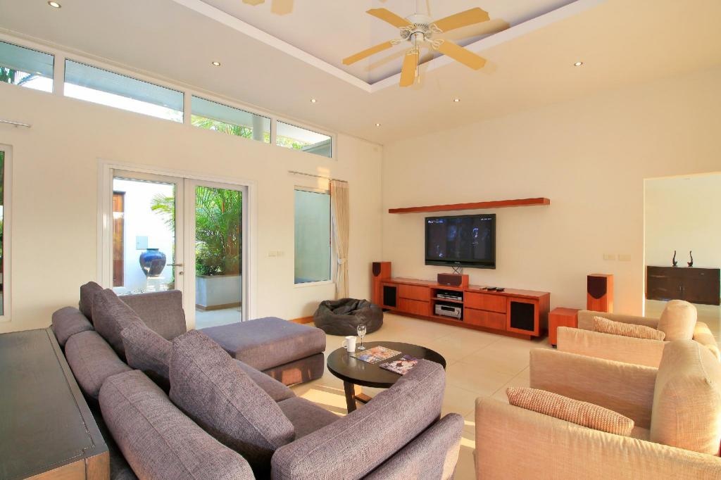 Sunset Villa 4 Bedroom Luxury Pool Villa Pattayaroomsrooms Image 11