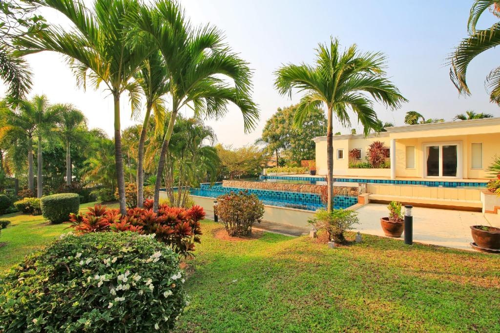 Sunset Villa 4 Bedroom Luxury Pool Villa Pattayaroomsrooms Image 22