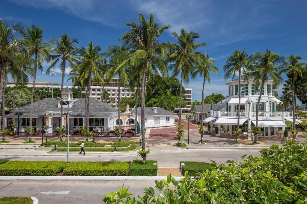 Ambassador City Jomtien Pattaya Ocean WingdiningRestaurant5