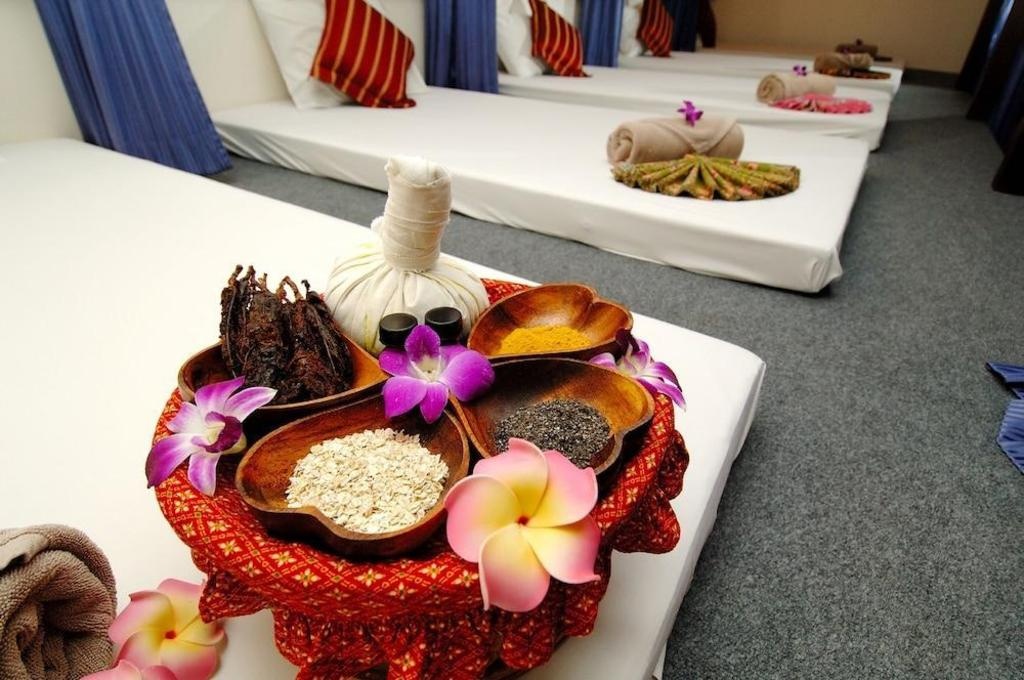 Ambassador City Jomtien Pattaya Ocean Wingroomsrooms Image 4242