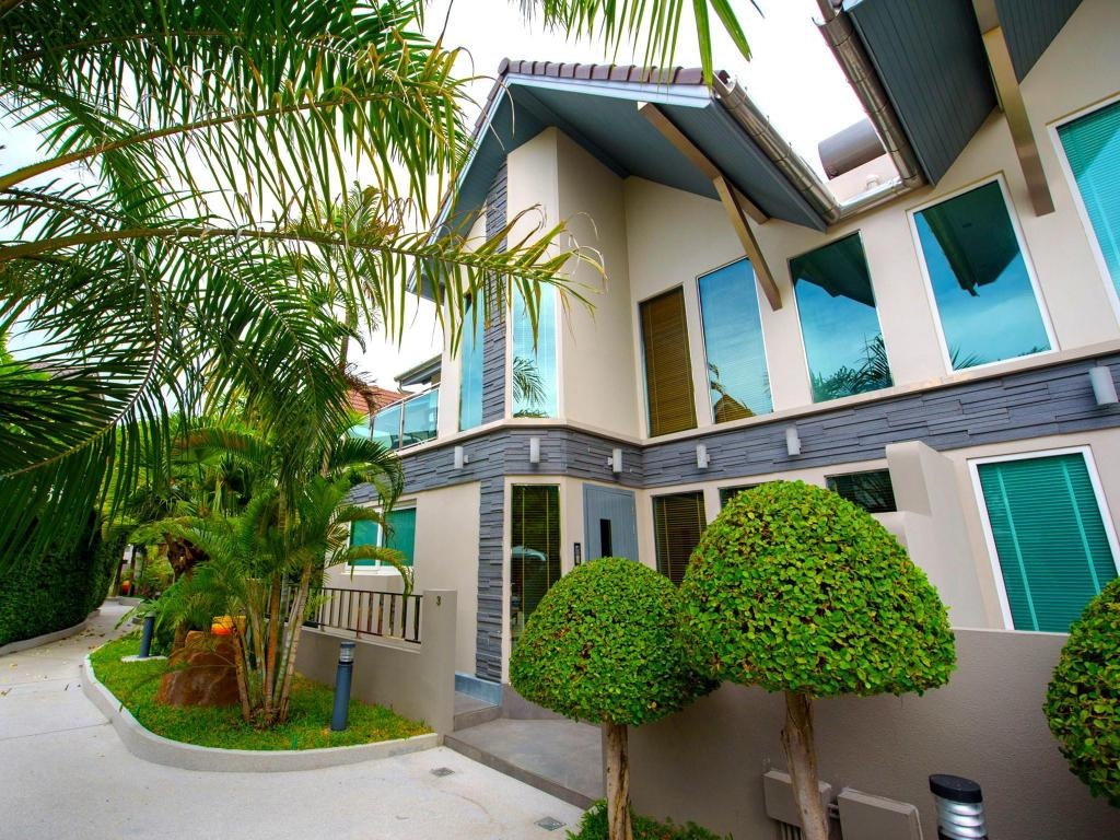 Boutique Garden VillapropertyviewsExterior View7