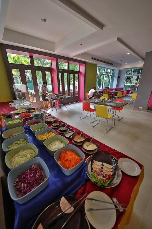 Sunshine Vista HoteldiningFood And Beverages10