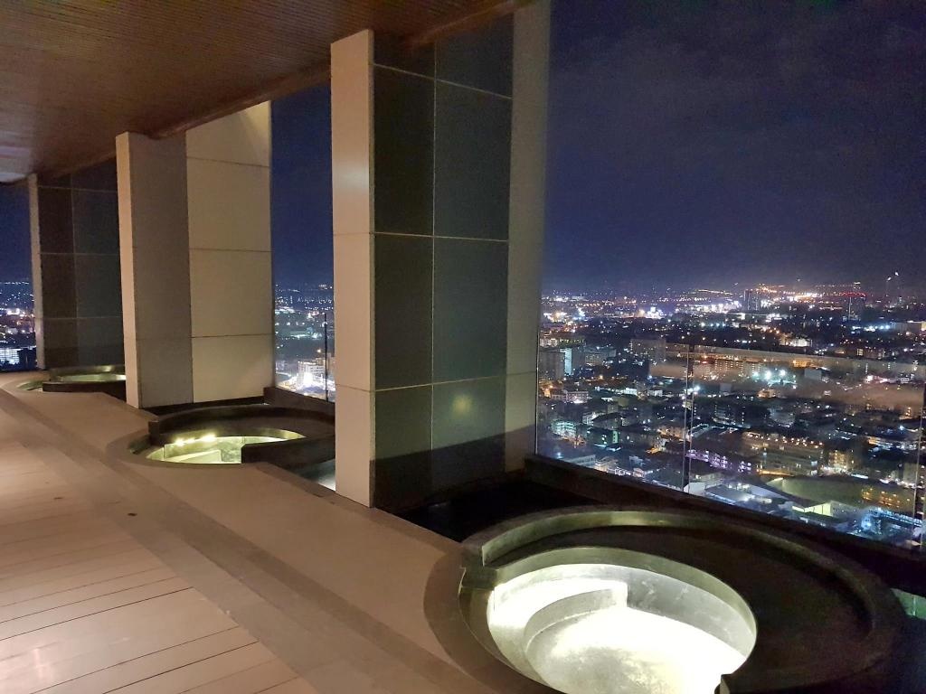 1BR Centric Sea By Pattaya Holidayfacilitiesfacilities Image 33