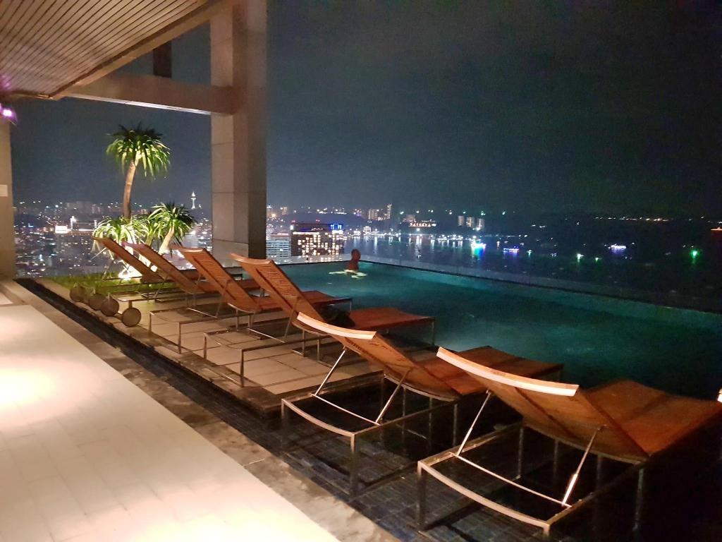 1BR Centric Sea By Pattaya Holidaypropertyviewspropertyviews Image 11