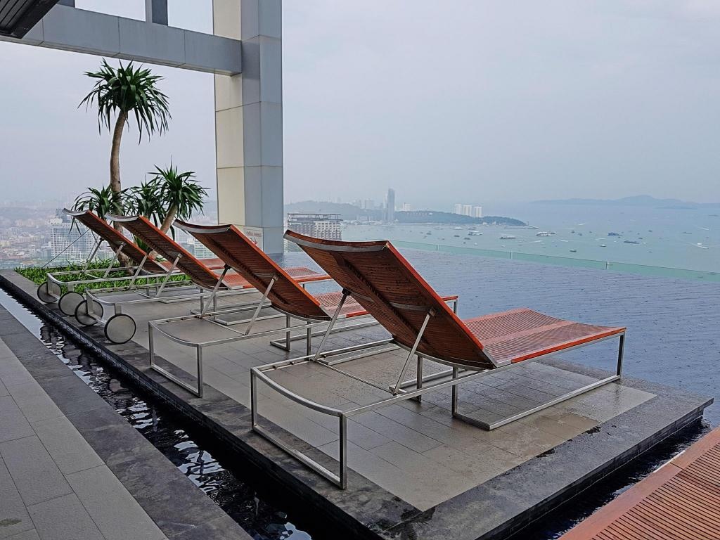1BR Centric Sea By Pattaya Holidaypropertyviewspropertyviews Image 88