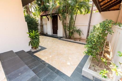 The Signature TabalifacilitiesGarden8