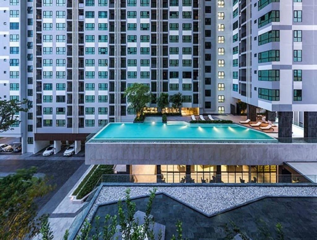 The Base CondominiumpropertyviewsExterior View2