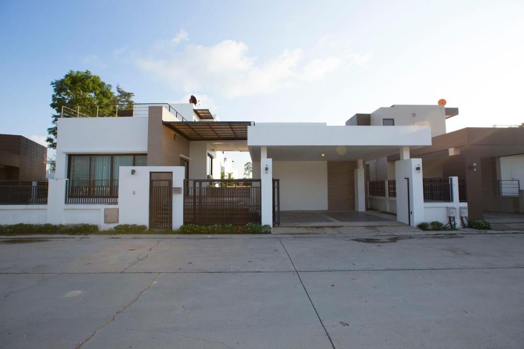 Villa Ozone Pattaya No413Bed4BathPrivate PoolfacilitiesSurrounding Environment3