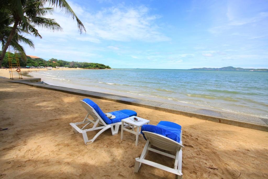 Royal Cliff Beach Terrace PattayafacilitiesBeach51