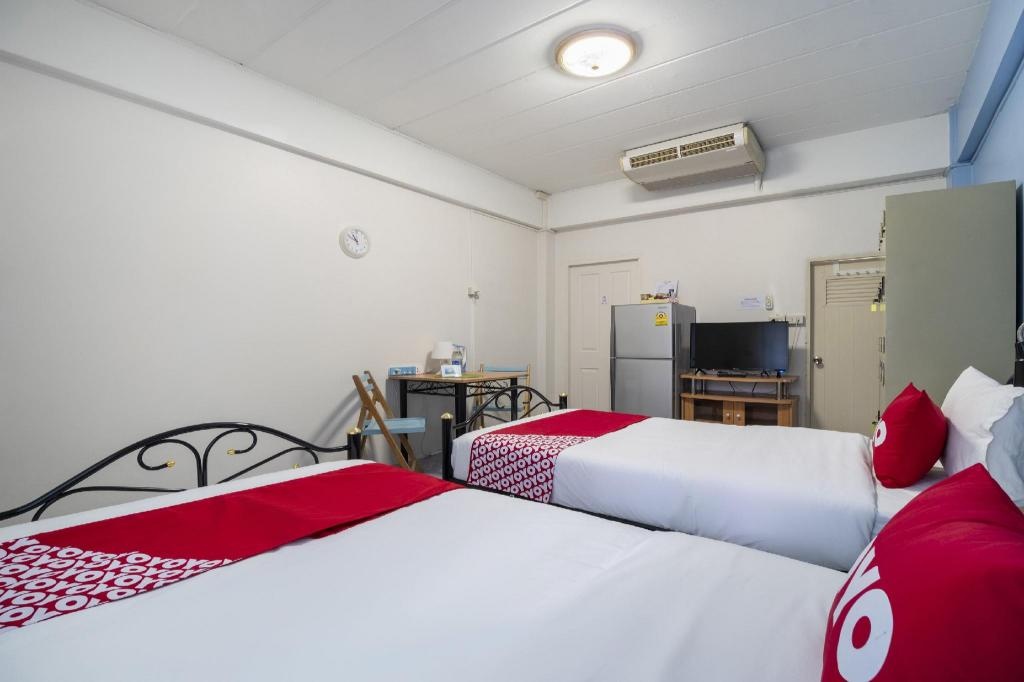 Aromdee Apartmentroomsrooms Image 44