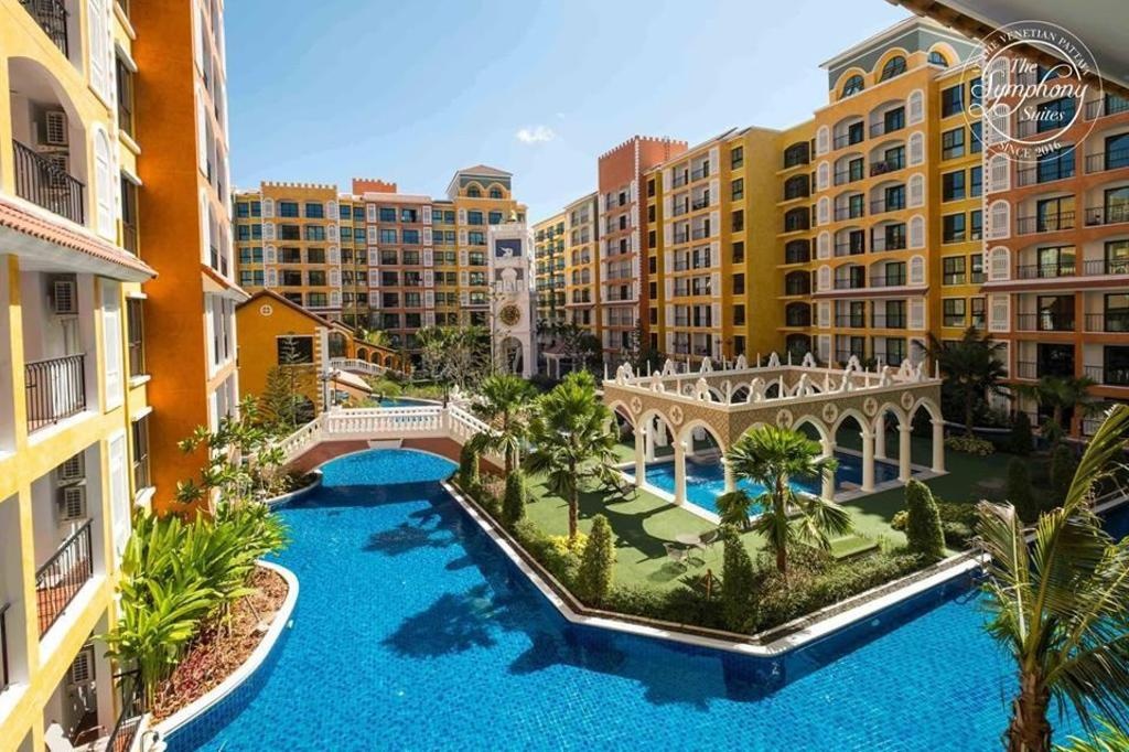 Venetian Condo Resort Pattaya Pool Viewfacilitiesfacilities Image 11