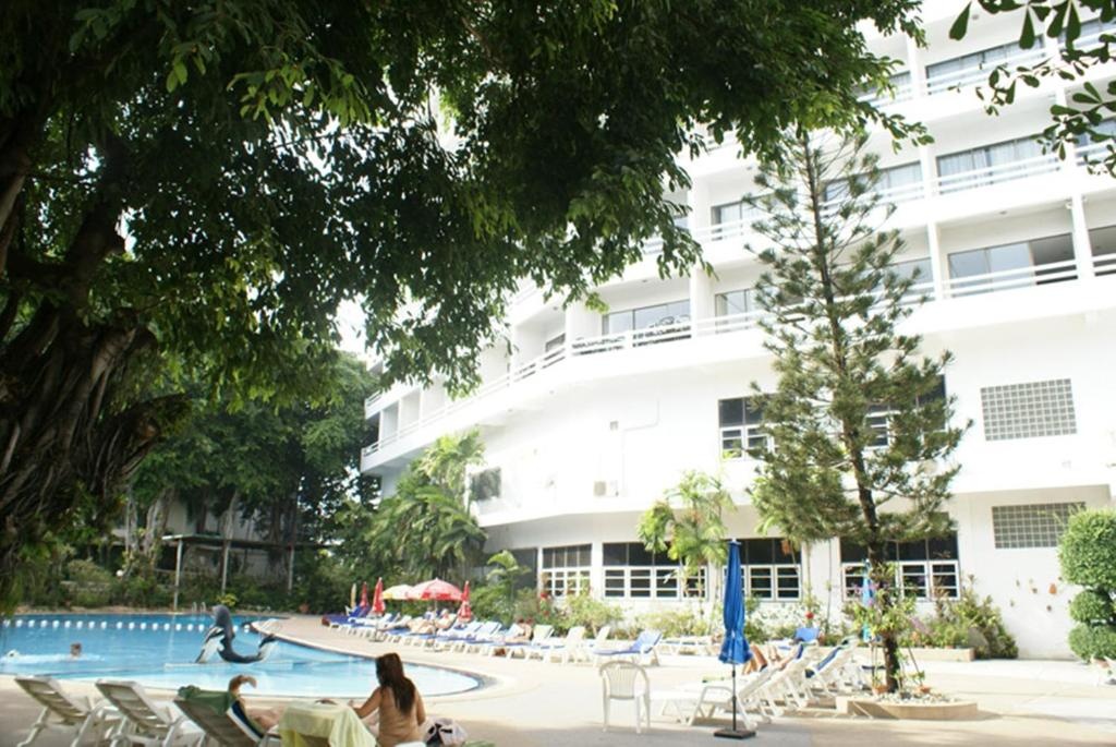 Royal Palace HotelpropertyviewsEntrance7