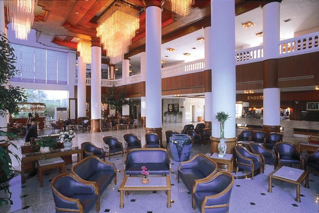 Royal Palace HotelpropertyviewsLobby3
