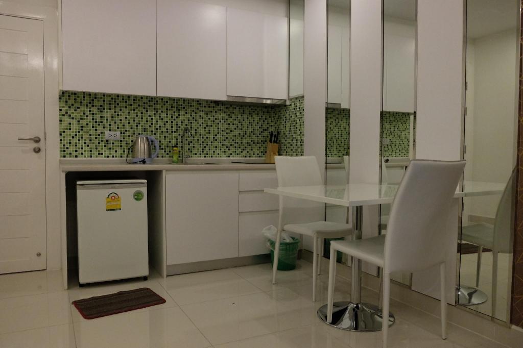 Amazon Residence By IAfacilitiesKitchen6