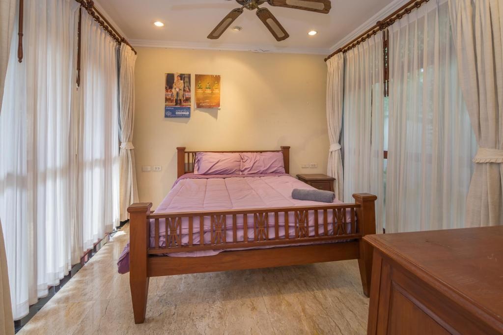 Private Pool Villa Lombok In Central PattayafacilitiesBedroom7