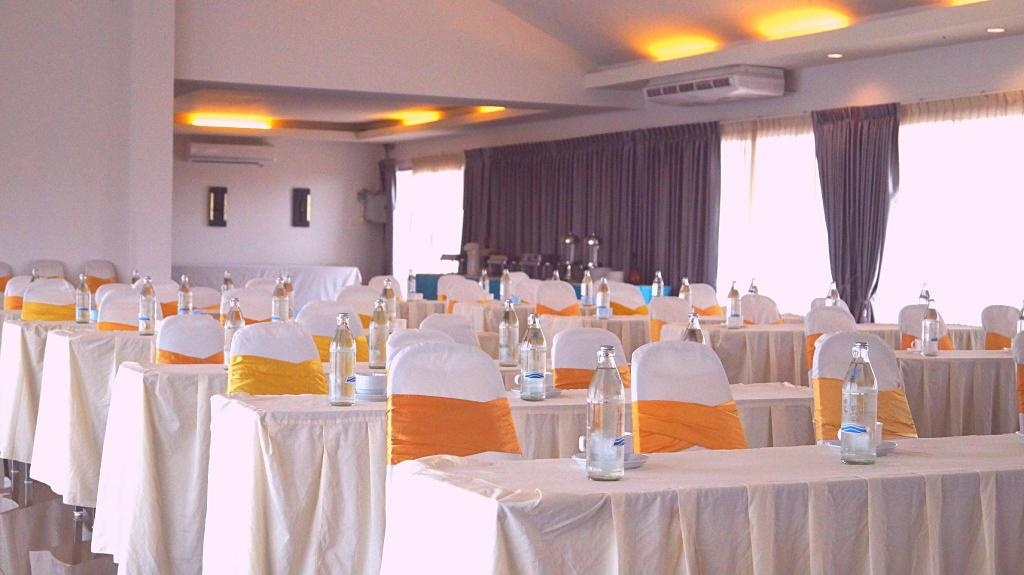 Gazebo Resort PattayafacilitiesBanquet Hall43