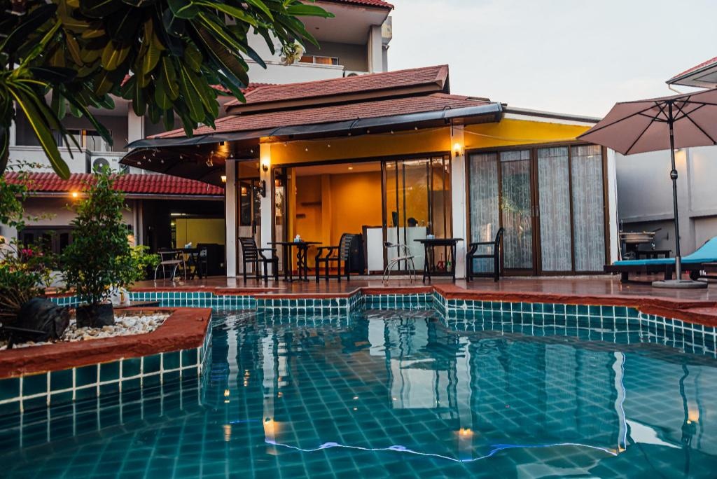 Gazebo Resort PattayafacilitiesSwimming Pool12