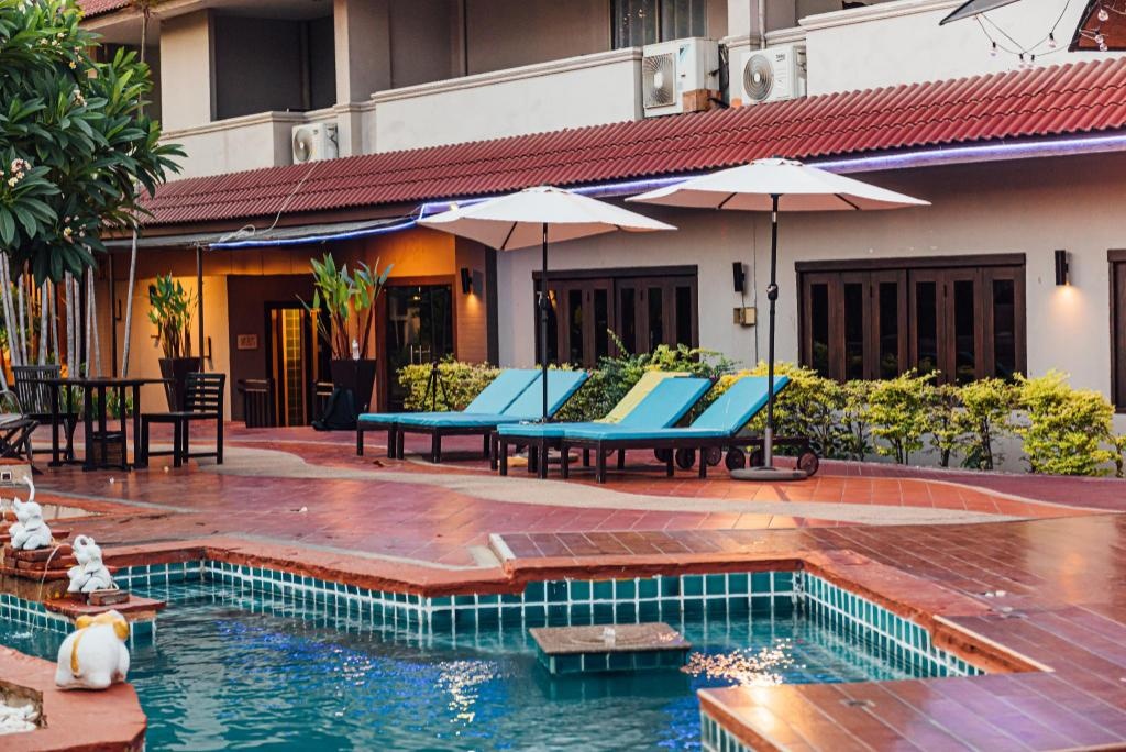 Gazebo Resort PattayafacilitiesSwimming Pool4