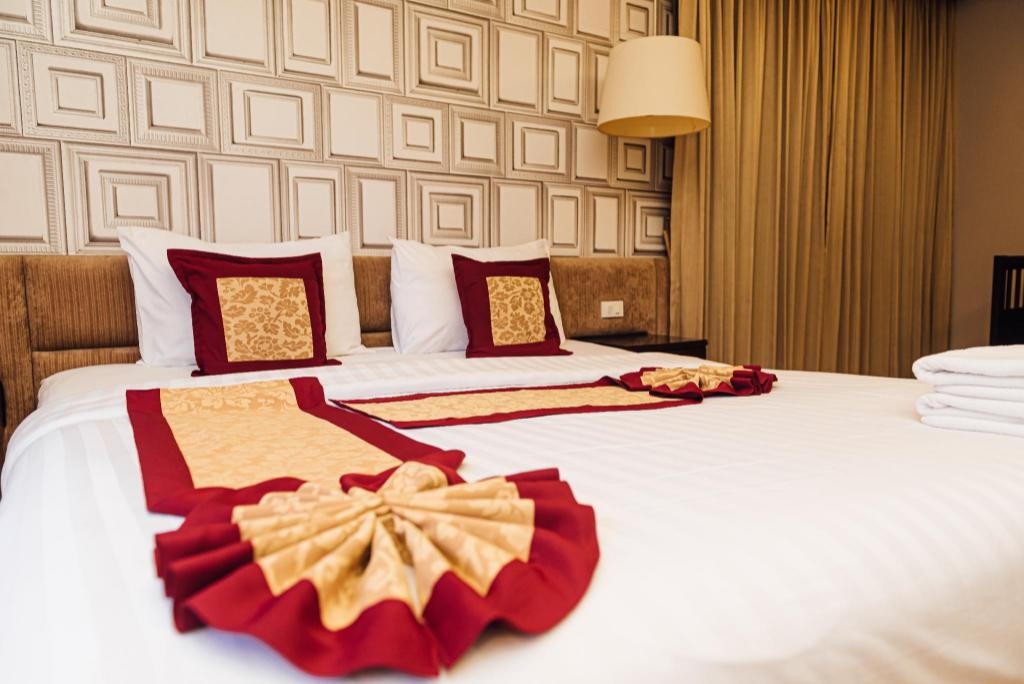 Gazebo Resort PattayaroomsPremium King Room Bedroom18
