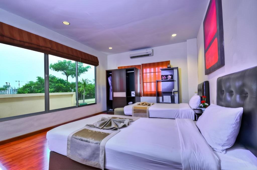 Gazebo Resort Pattayaroomsrooms Image 11