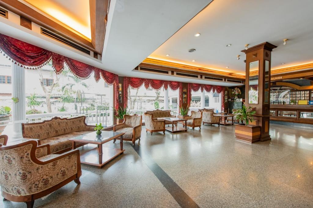 Caesar Palace HotelpropertyviewsLobby1