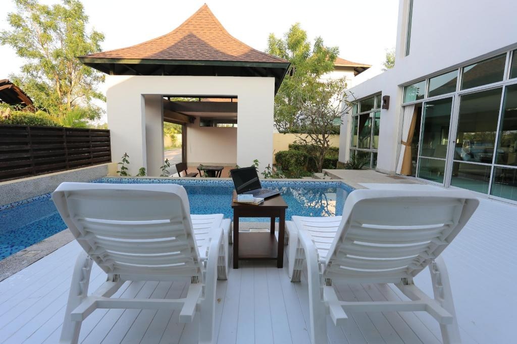 AnB Poolvilla 3BR Glass House Close Jomtien Beachfacilitiesfacilities Image 1212