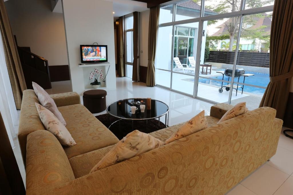AnB Poolvilla 3BR Glass House Close Jomtien Beachroomsrooms Image 77